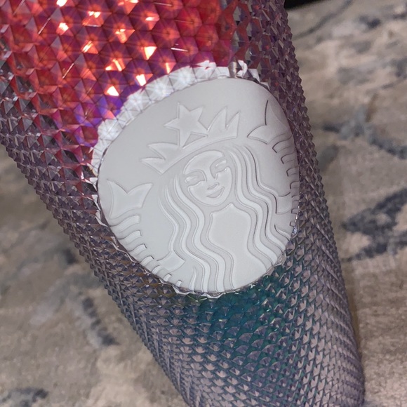 Studded Starbucks cup - Picture 4 of 4